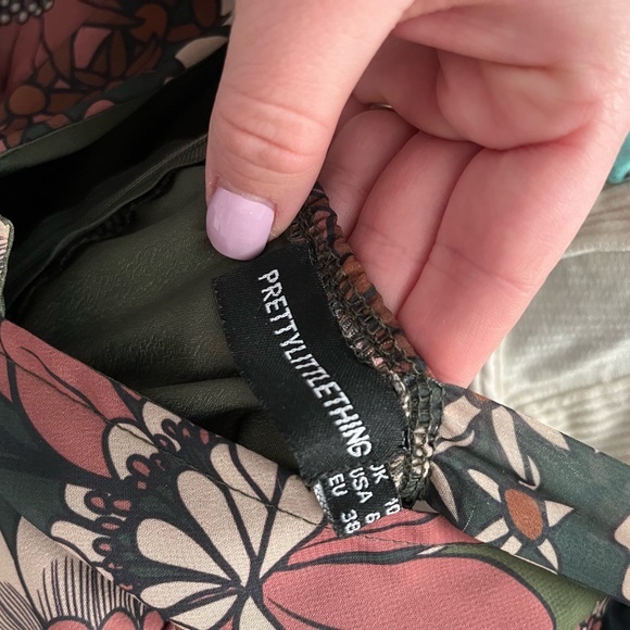 Dress - Picture 4 of 4